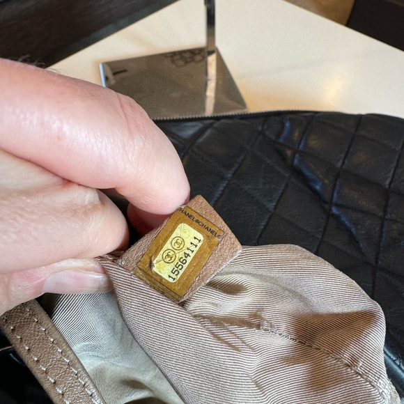 Authentic CHANEL Expandable Zip Around Caviar Quilted Tote Shoulder Bag Black - Picture 14 of 16